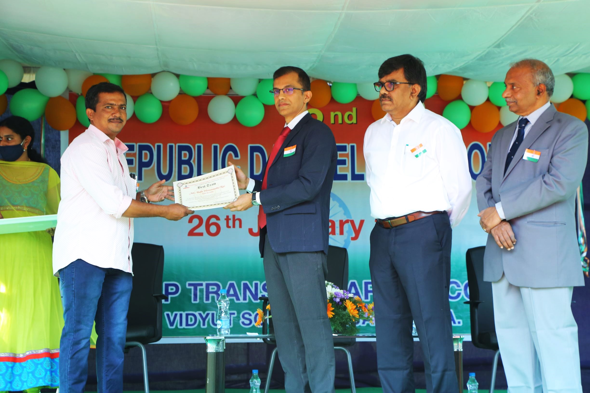 Best team award for EHT Lines team.JPG